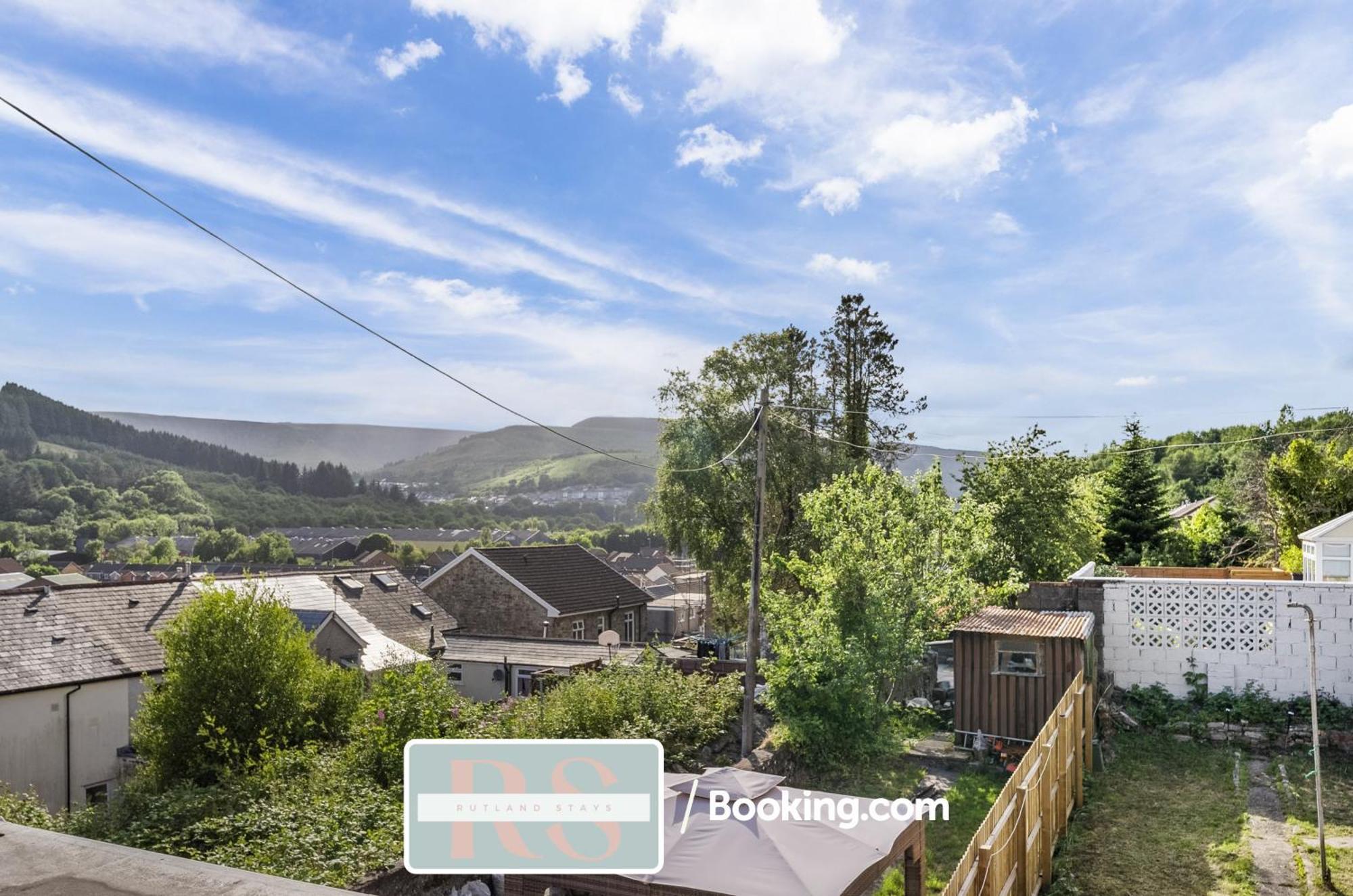 Treorky Contractors Accommodation South Wales By Rutland Stays Short Lets & Serviced Accommodation Pentre מראה חיצוני תמונה